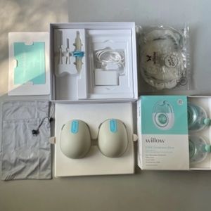 Willow pump 2.0 and 2 21mm milk containers